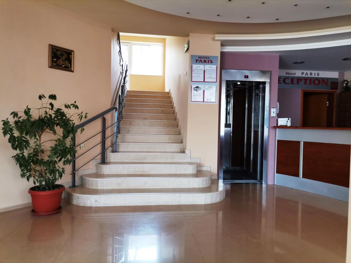 Paris Hotel Μπαλτσίκ Εξωτερικό φωτογραφία