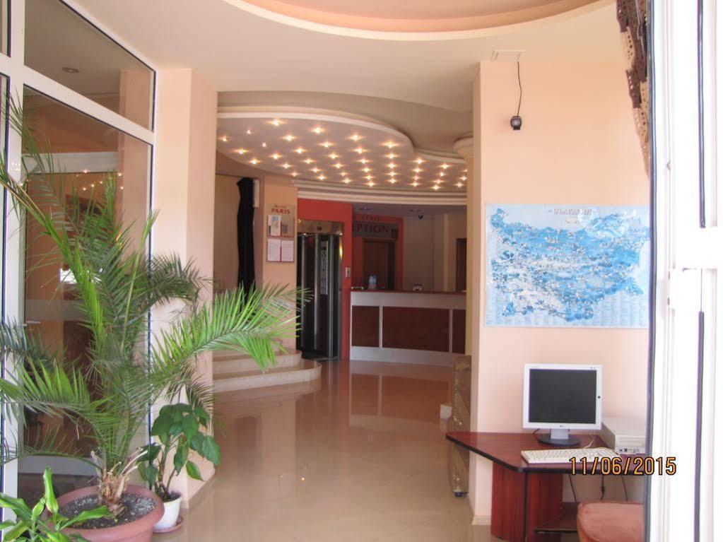 Paris Hotel Μπαλτσίκ Εξωτερικό φωτογραφία